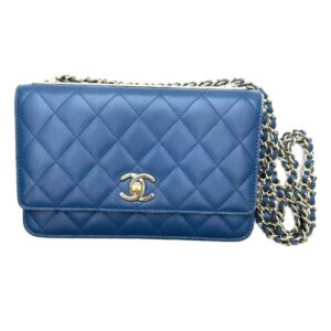 Pre-owned Chanel blue caviar leather shoulderbag