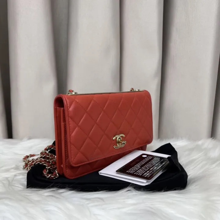 Pre-owned Chanel red woc cc shoulderbag