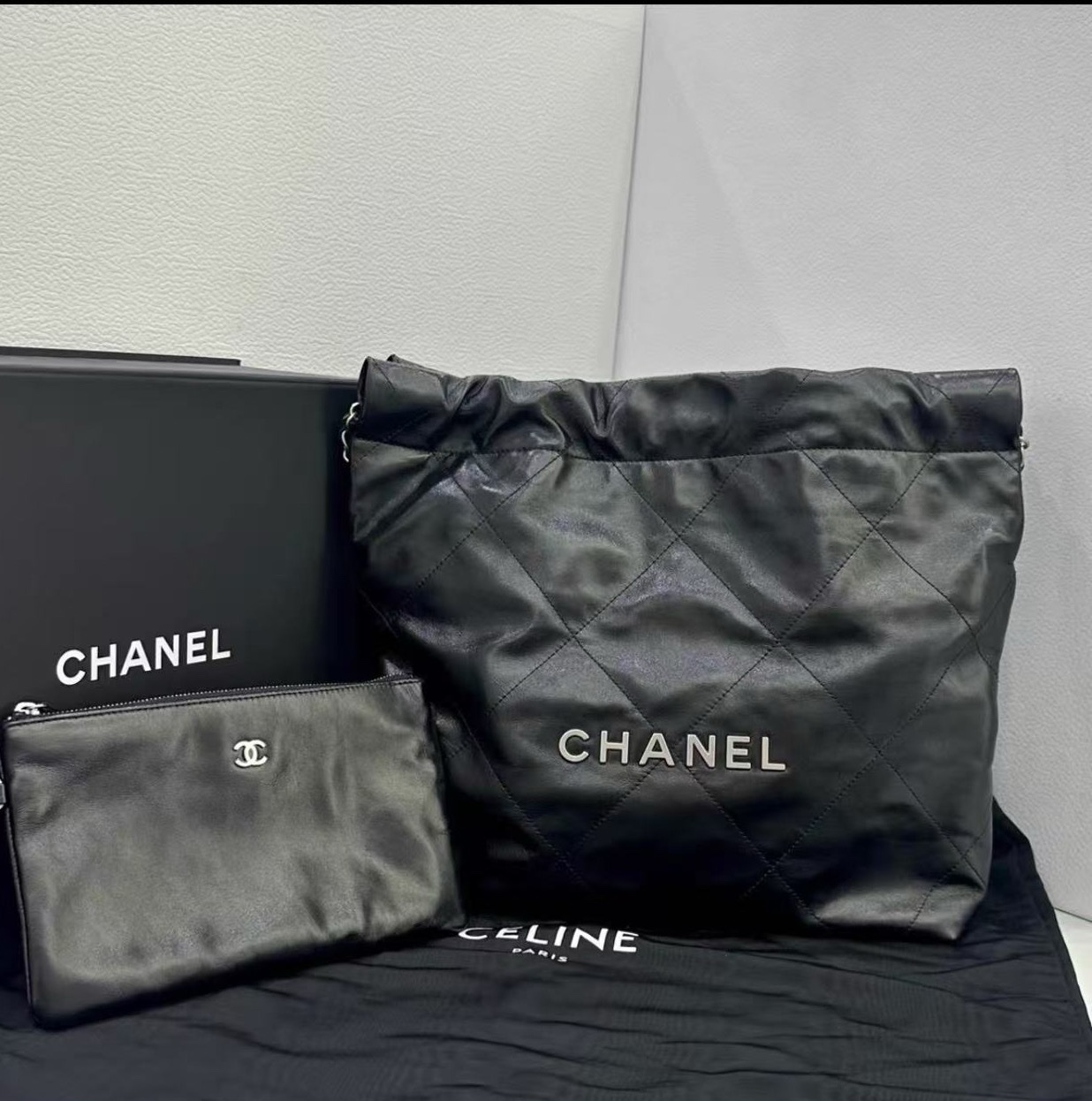 Pre-owned BJ1109905032 Chane.22Bag Black Calfskin Tote