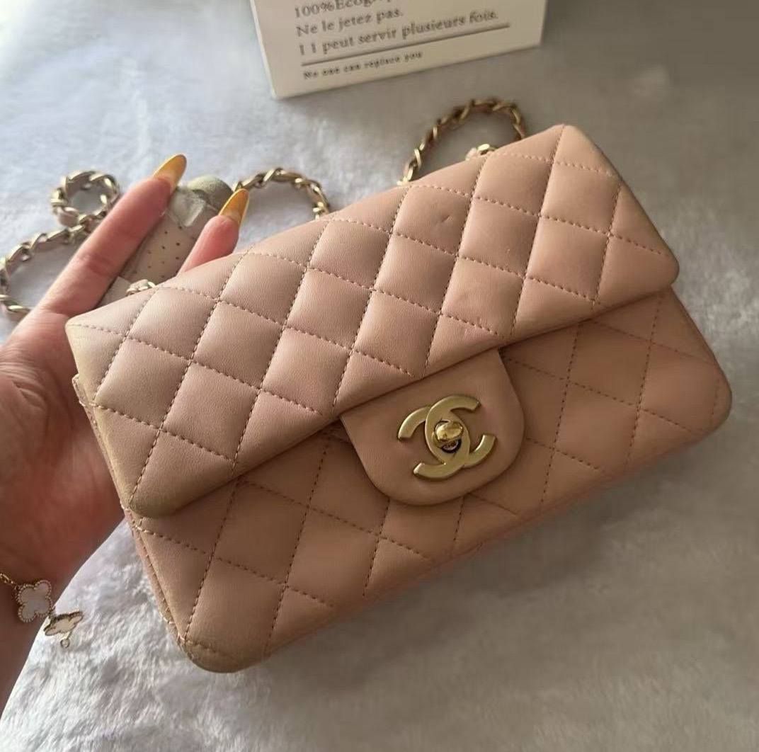Pre-owned BJ1109905015 Chanel Pink CF Mini Calfskin Shouder Bag