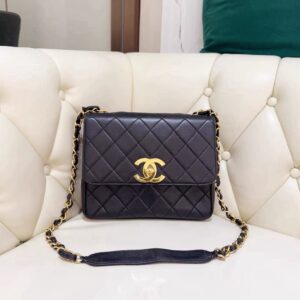 Pre-owned BJ1109905017 Chanel Gold Coin Lambskin Shouder Bag