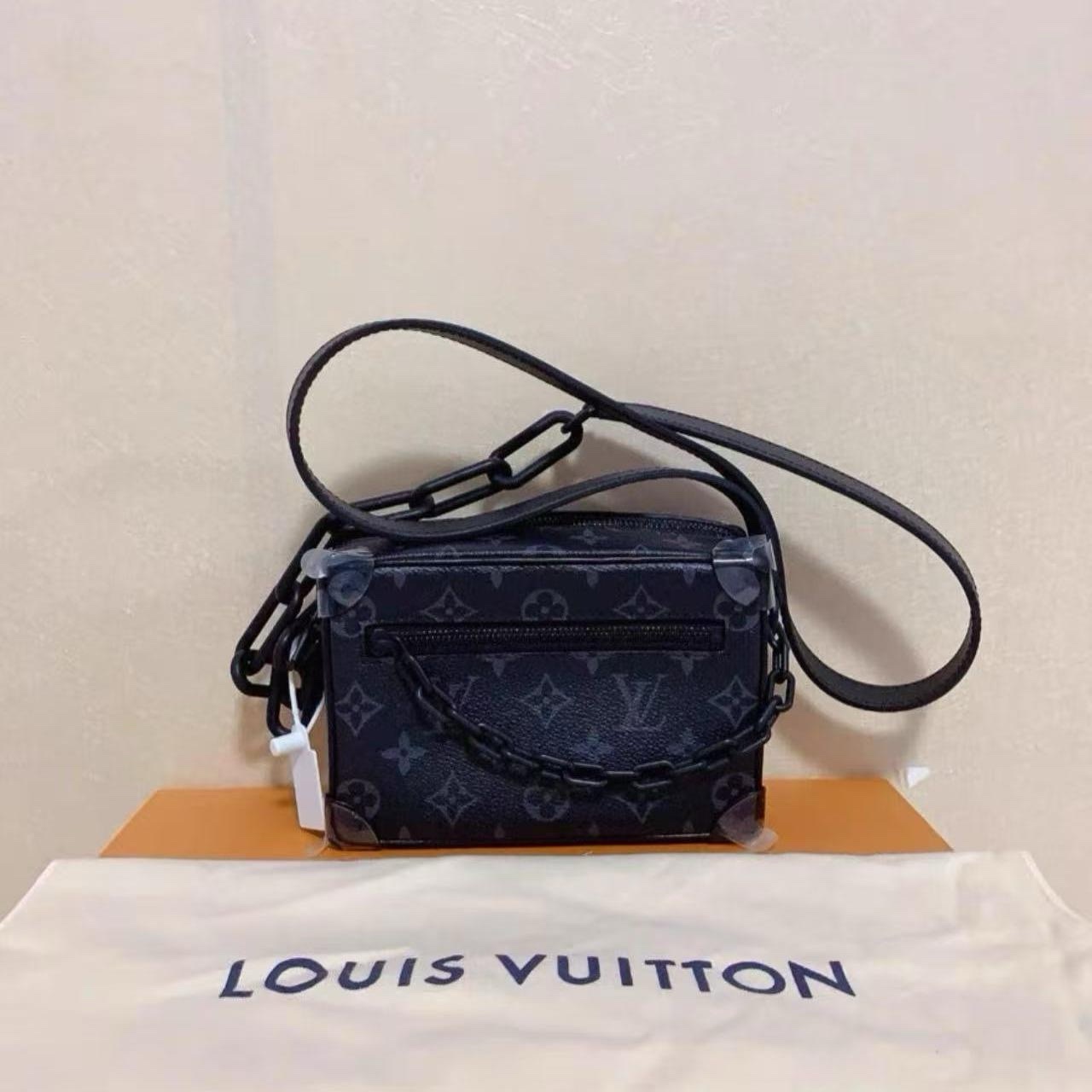 Pre-owned BJ1109905012 Louis Vuitton Black Trunk Mini Shouder Bag