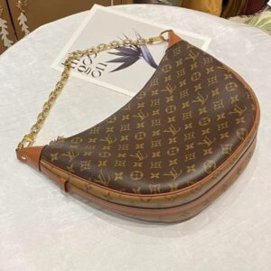 Pre-owned BJ1109905015 Louis Vuitton Loop Hobo GM
